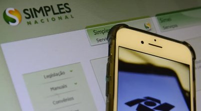 Empresas devem escolher o regime de 1º a 30 do próximo mês (Foto: Marcello Casal/Agência Brasil)