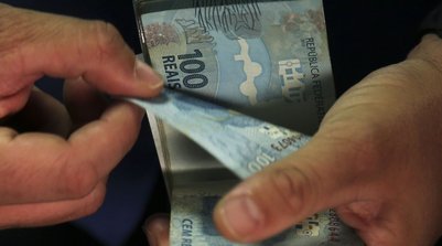 Linha de crédito permite substituir dívidas por empréstimos baratos (Foto: José Cruz/Agência Brasil)