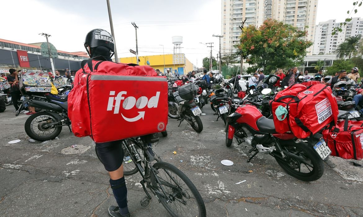 Medida, no entanto, depende de regulamentação específica