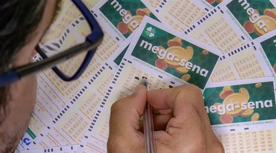 Nenhuma aposta acertou as seis dezenas sorteadas nesta quinta-feira (Foto: Rafa Neddermeyer/Agência Brasil/ARQUIVO)