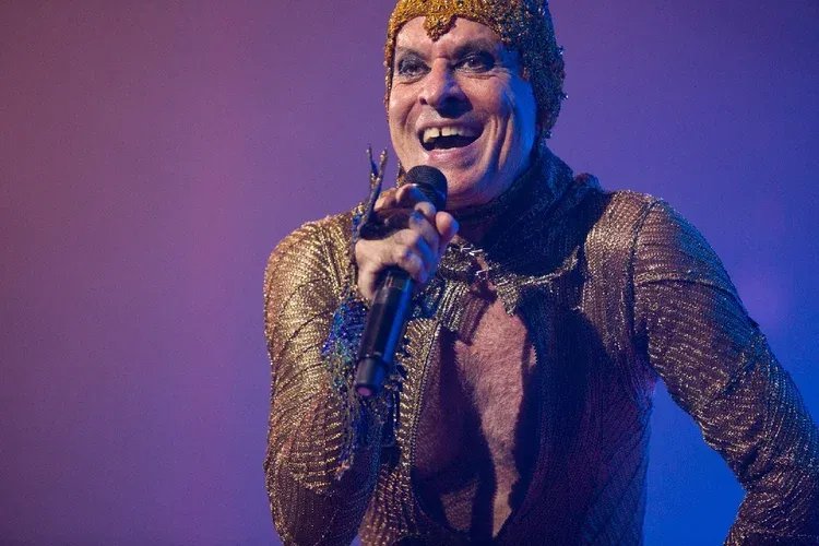 Ney Matogrosso: cantor anunciou turnê de 85 anos com show no Maracanã