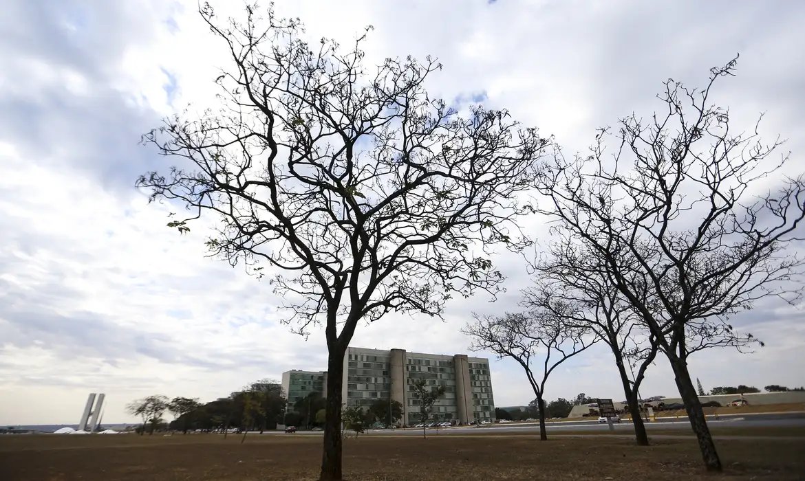Termômetros podem chegar a 39º em Cuiabá
