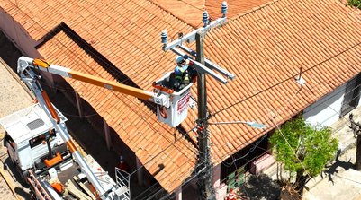 Ação realizada pela Equatorial Piauí é previamente comunicada aos clientes e permite a realização de serviços de manutenção e modernização elétrica (Foto: REPRODUÇÃO)