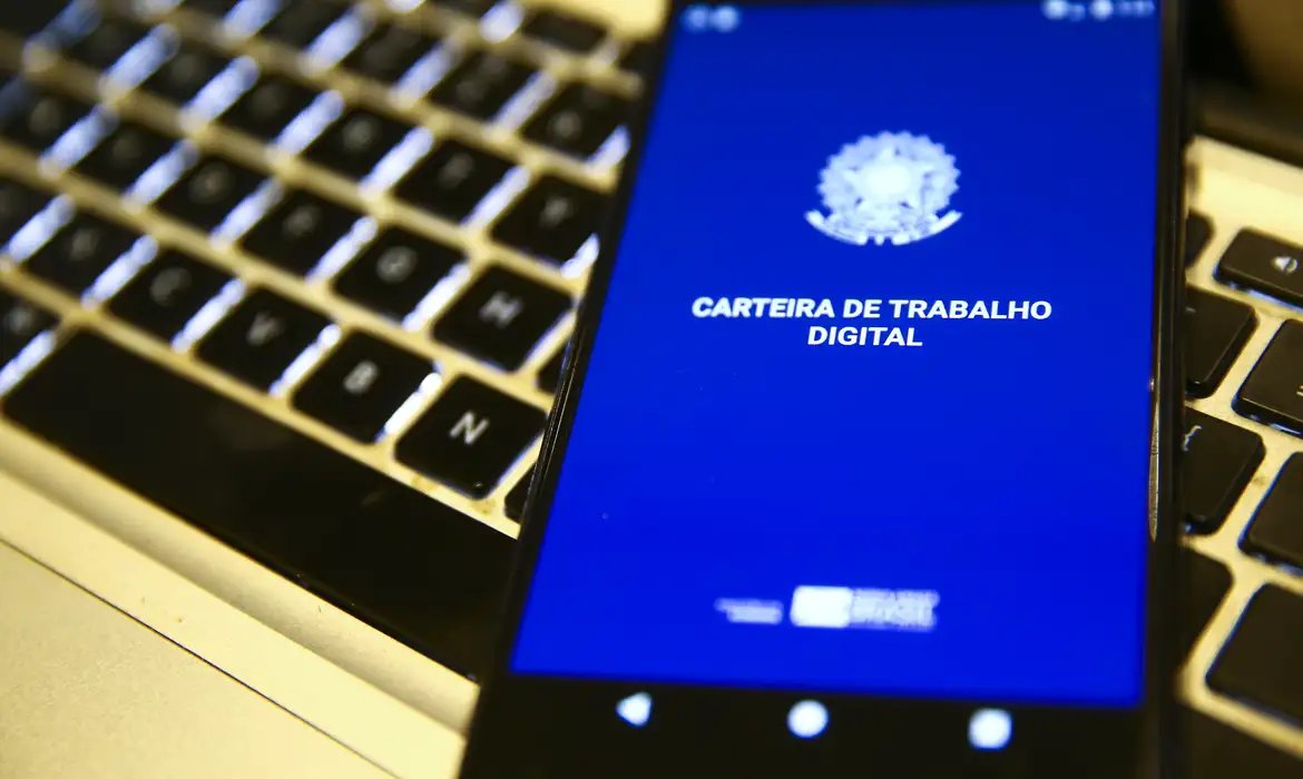 Cerca de 412 mil contribuintes recebem R$ 1,26 bilhão