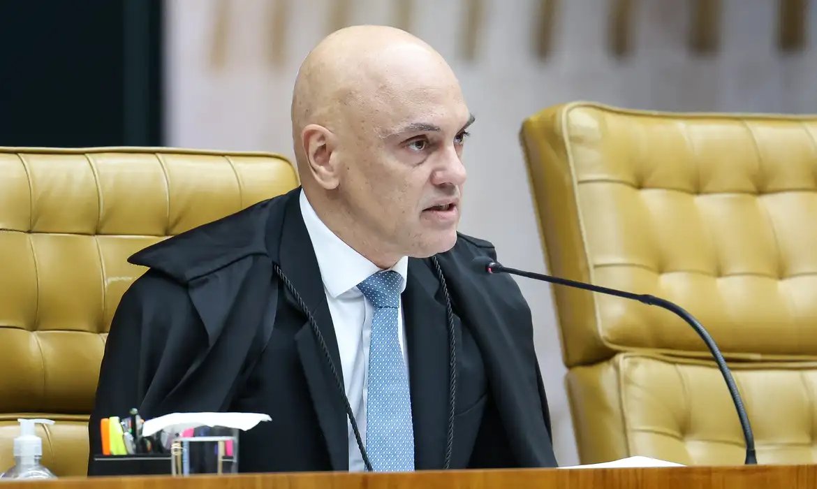 Decisão reúne relatórios da PF sobre atuação de Mendonça