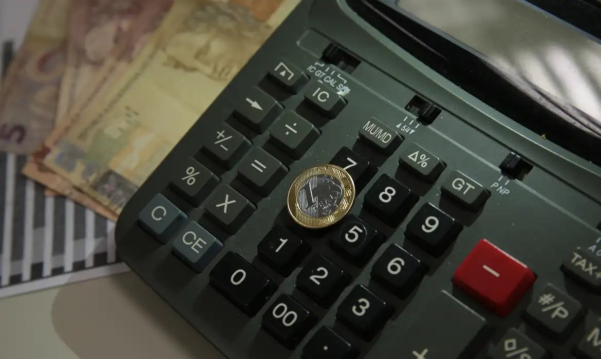 IPCA-15 foi pressionado por devolução do bônus de Itaipu