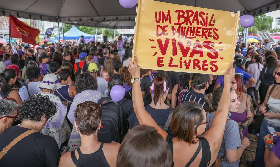 Pesquisa diz que 78% afirmam ter sofrido ao menos um tipo de violência