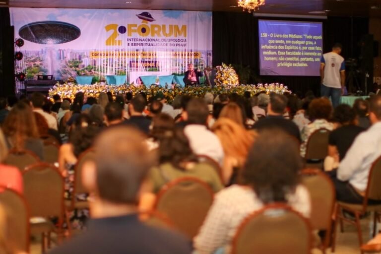 Com palestrantes internacionais, evento discute fenômenos óvnis em Teresina