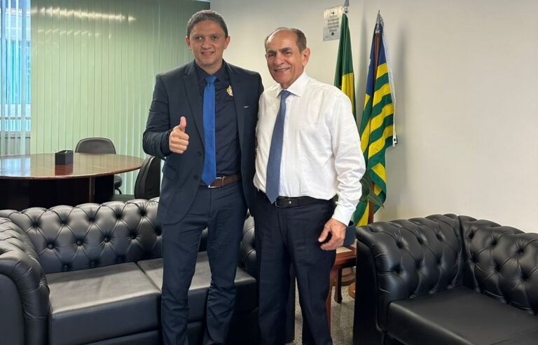 Em Brasília, prefeito Junior Ribeiro viabiliza recursos para a saúde de Água Branca e anuncia projetos para agentes de saúde e educação