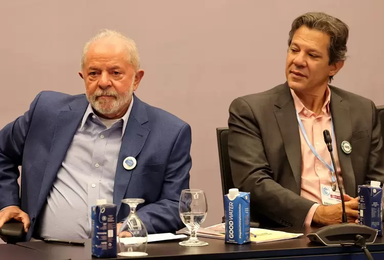 Estadão: Governo Lula maquia gastos abusivos e vende ilusões