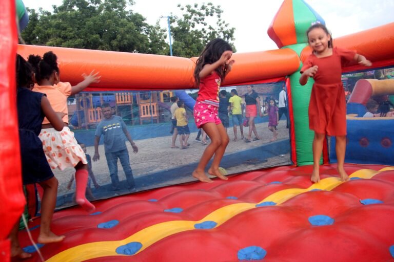 Água Branca: Prefeitura realiza festa das crianças na Praça de Eventos